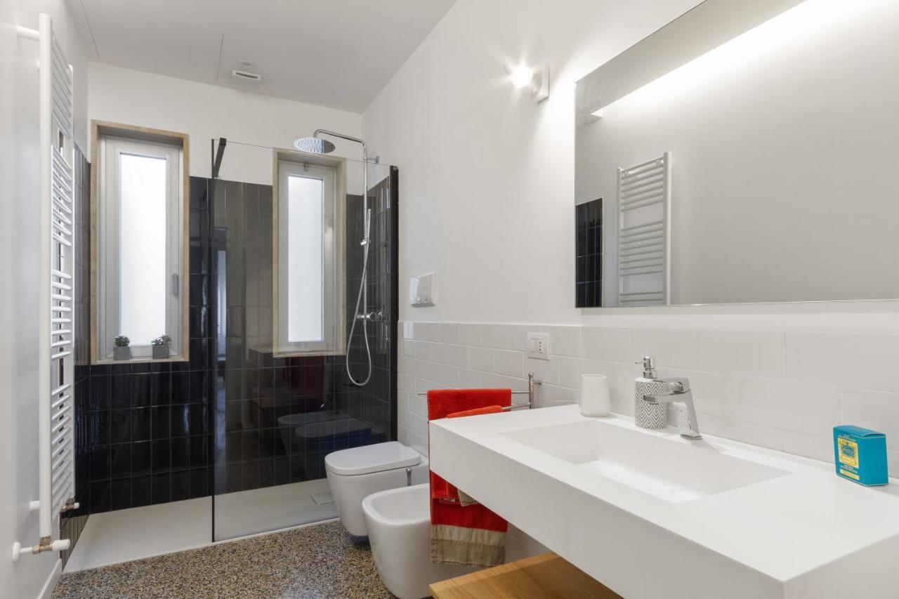 Inner City Apartments Лечче Екстер'єр фото